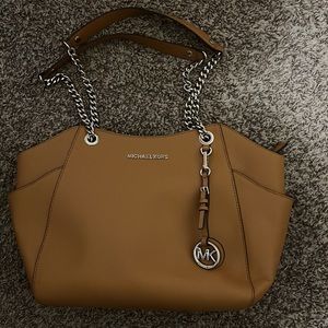 Beautiful Michael Kors purse
